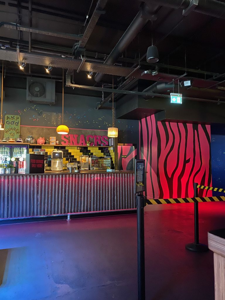 Why You Need to Visit Junkyard Golf London